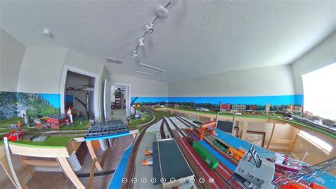 Large HO Train Layout Build 的图像结果