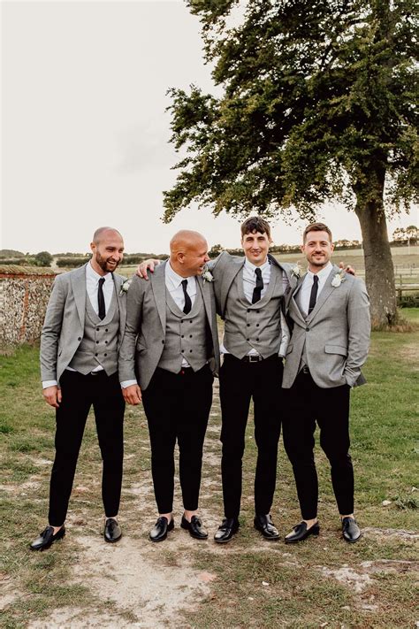 Grey Wedding Suit 的图像结果