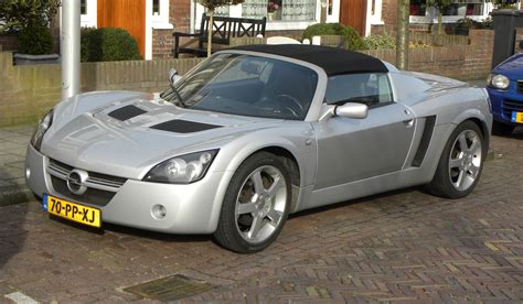 Opel Speedster 2.0i 16V Turbo (200 Hp) 2003 - 2005 Specs and Technical Data, Fuel Consumption ...