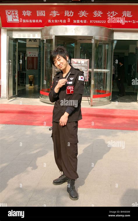 Local Chinese People 的图像结果