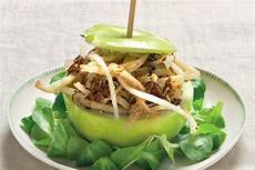cardi in cucina ricetta cardi in insalata con mela e soncino la cucina cardi in cucina ricetta cardi in insalata con mela e soncino la cucina