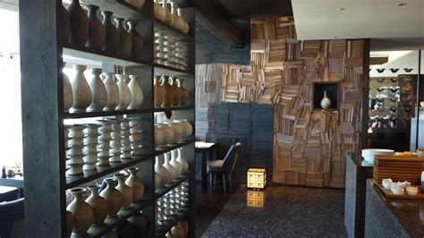 PARK HYATT BUSAN LIVING ROOM & DINING ROOM 2013-07 （パーク ハイアット釜山 31F-32F ...