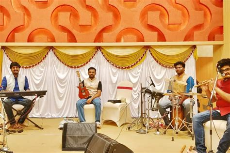 Mandolin Sai Ganesh - Music - West Mambalam - Weddingwire.in