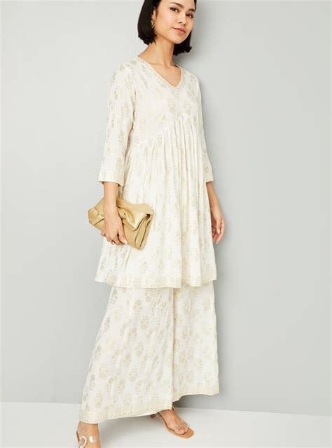 Buy Kalki x Max Women Foil Print Kurta Set Online at just Rs. 1499.0 ...