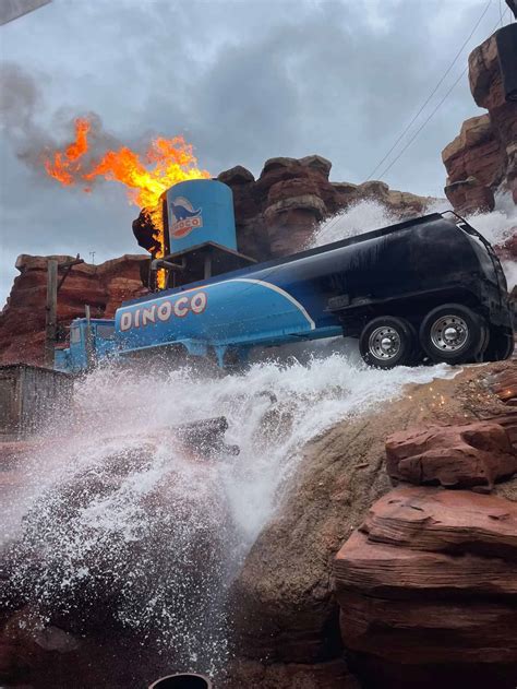 ULTIMATE Water Rides at Disneyland Paris Guide - Wandermust Family