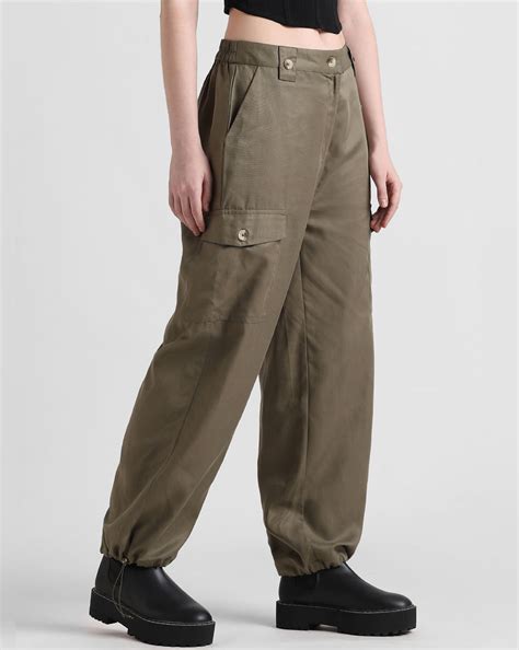 Green Mid Rise Cargo Pants