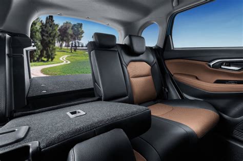 Toyota Urban Cruiser Hyryder - It's HY time