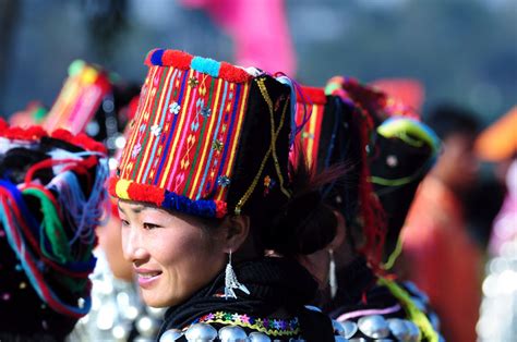 Photo Gallery of MunaoZongge Festival of Jingpo Ethnic Minority in ...