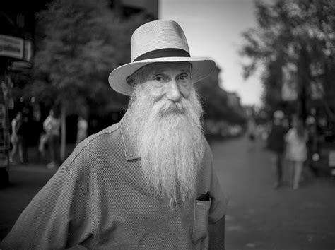 Documentary Human Behavior 的图像结果