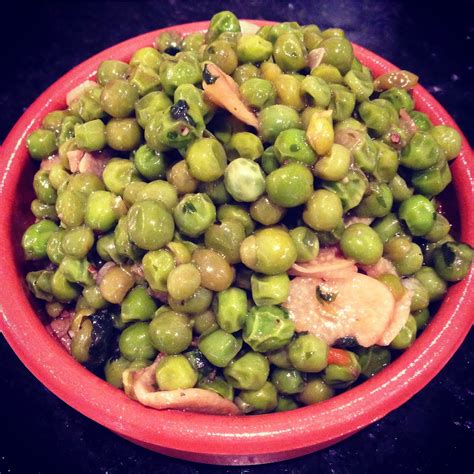 Sensational Spanish-Style Peas
