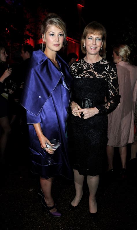 Rosamund Pike leaked photos (115402). Best celebrity Rosamund Pike leaked wallpapers