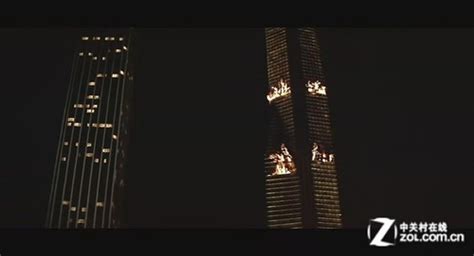 《火烧摩天楼》--135层高楼中的恐怖故事_高清技术应用-中关村在线