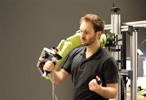 Collaborative Robots 的图像结果