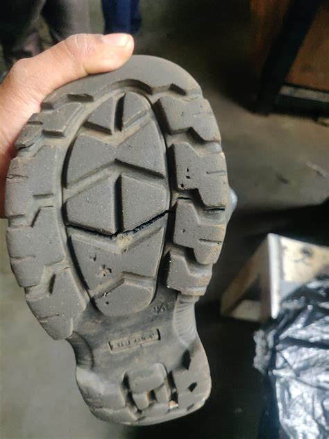 Liberty Black Men's ROUGFTR-CT Safety Shoes, 9 : Amazon.in: Industrial ...