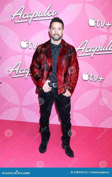 Acapulco Season 2 Premiere editorial photography. Image of bayardo ...