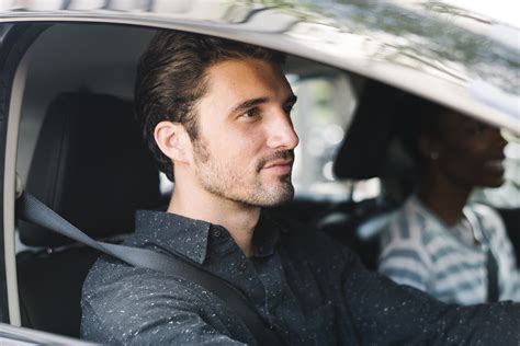 Common Mistakes To Avoid When Taking The Dubai Driving Test | TheoryTest.ae