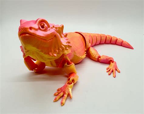 3D Printed Articulating Flexible Bearded Dragon Sensory Toy Gadget ...