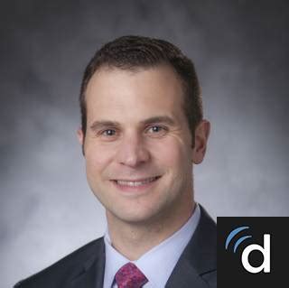 Dr. Vasili Karas, MD | Chicago, IL | Orthopedist | US News Doctors