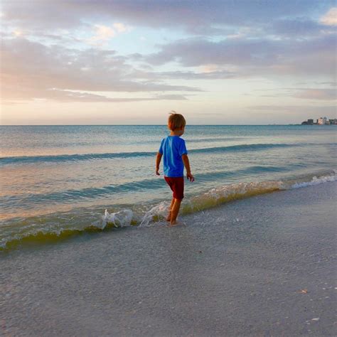 Cheap Flights from St. Pete/Clearwater/Tampa | Sun Country