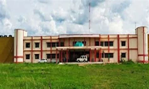 शासकीय पॉलिटेक्निक कॉलेज के विद्यार्थियों का कैंपस में चयन ...