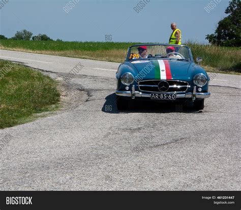 ภาพและภาพถ่าย (ทดลองใช้ฟรี) | Bigstock