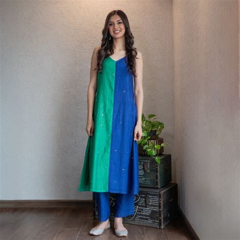 Green & Blue colourblock Chanderi Kurta Set – Spring Soul
