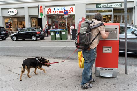 Homless Student Photography 的图像结果