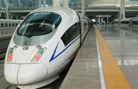 中国铁路成都局招聘，有17个不限专业的岗位，入职就是国企正式工