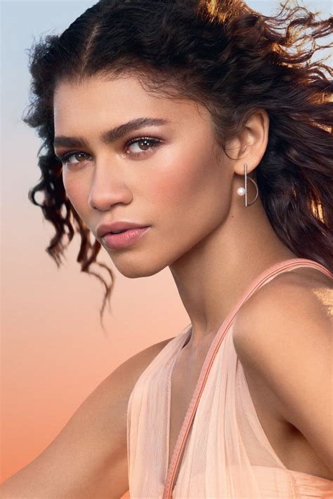 The essence of floral alchemy: roses, jasmine, and chypre accord unite ...