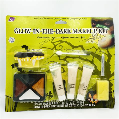 Halloween Glow In The Dark Makeup Kit - D Party Shop