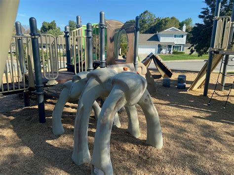 Suburbia Park - Conejo Recreation and Park District