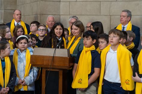 ‘Hope’: Omaha mother, daughters call to revive Nebraska school choice ...
