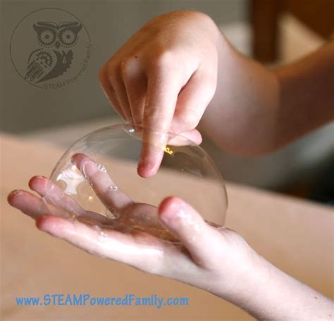 Science Experiments Bubbles 的图像结果