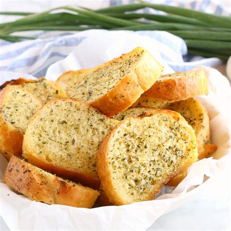 Easy Garlic Bread Recipe BEST Ever Garlic Bread · Easy Family Recipes