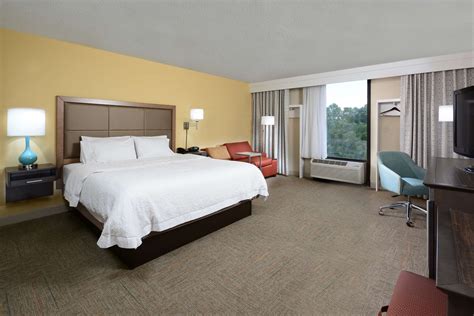 Hampton Inn Charlotte-North/Lake Norman, 19501 Statesville Rd ...