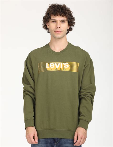 Buy Trendy Men's & Women's Clothing Online – Levis India Store