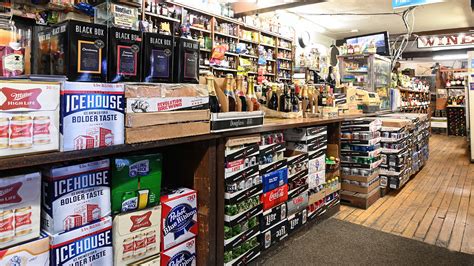 Wicker Park's Iconic Slashie Bar, Rite Liquors, Asks $3.5 Mil • Chicago ...