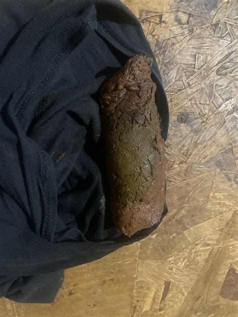 Desperate Shit In My Underwear : r/pantypoopv2