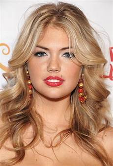 Hairstyles For Hair Faces by 25 Stunning Mid Length Hairstyles For Faces Feed Hairstyles For Hair Faces