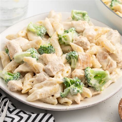 Chicken Broccoli Alfredo | Dinner | The Best Blog Recipes