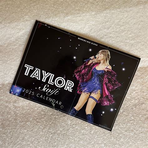 Taylor Swift Annual Magazine & 2025 Calendar & Free Gifts ...