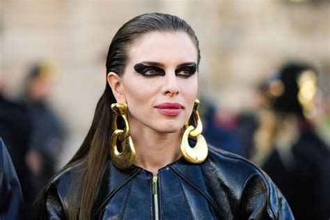 50 Facts About Bridgit Mendler - Facts.net