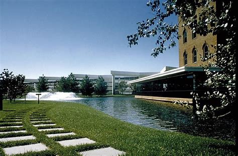 Cummins Office Photos | Glassdoor