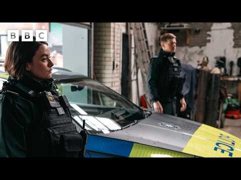 Officers are just seconds from a huge discovery | Blue Lights – BBC