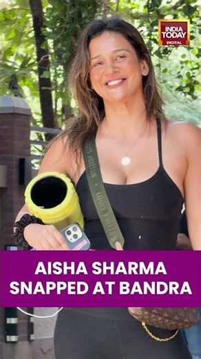 Aisha Sharma Spotted Looking Stylish in Bandra | India Today