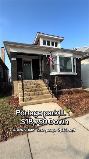 Comment “INFO”👇 for more details on this Stunning remodeled, bungalow here in Portage Park,IL #portagepark#portageparkchicago#chicagorealestate#chicago#realestate Follow for more👉🏼 Full walkthrough link in bio🏡 Listing courtesy of: Lisa Sanders ~Keller Williams OneChicago