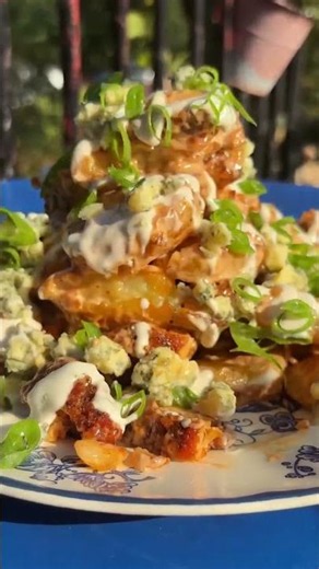 Loaded Crispy Smashed Potatoes Stacked With Fried Chicken! 🥔🍗🤤