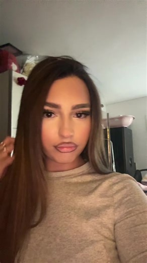 Make Up Tutorial: Trendy Looks and Inspiration