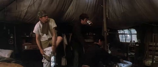 The Golden Age 🇺🇸👍 on X: "It's interesting that the @CNN headline for Tom Skerritt was "Everyman actor of Alien (1979) and Picket Fences dies at 93." 🤔 GenX remembers him from Top Gun (1986) and later in A River Runs Through It (1992) dir. by Robert Redford. But his breakthrough role came as Duke Forrest in Robert Altman's M*A*S*H (1970) with Donald Sutherland and Elliott Gould. #RIPTomSkerritt" / X