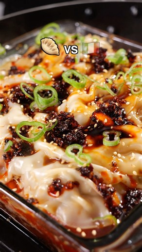 DUMPLING LASAGNA 🥟 VS LASAGNA 🇮🇹